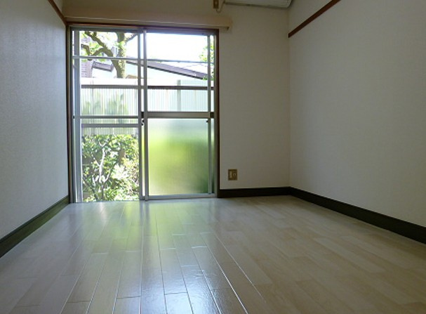 第１コーポ市瀬の寝室|※別号室参考写真です