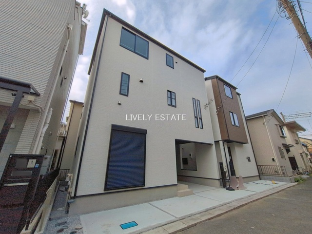 越谷市南越谷3丁目 新築分譲住宅 全3棟 3号棟の外観