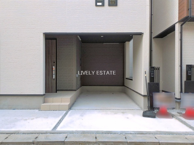 越谷市南越谷3丁目 新築分譲住宅 全3棟 3号棟の駐車場
