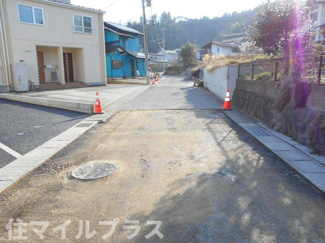 【前面道路含む現地写真】 | 二本松市郭内2丁目新築一戸建て6棟 | 前面道路含む現地写真です