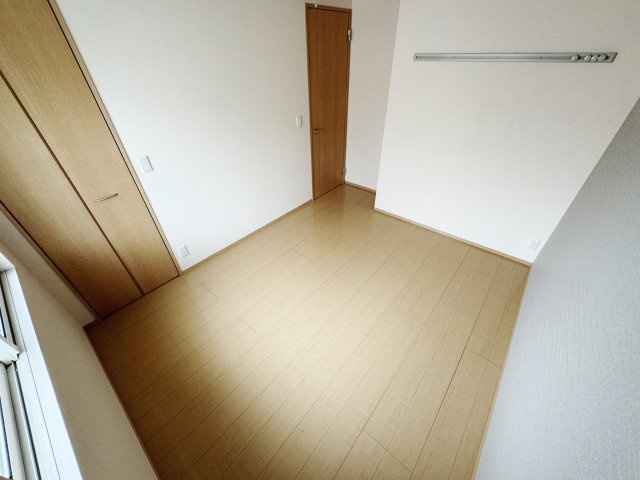 広島市安佐南区上安２丁目のアパートの寝室