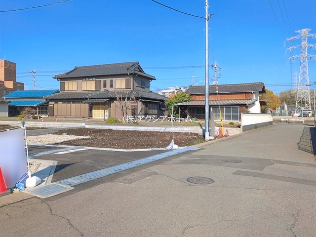 入間市下藤沢５丁目・全13棟　新築一戸建　13号棟　の前面道路含む現地写真|2026年4月3日撮影
