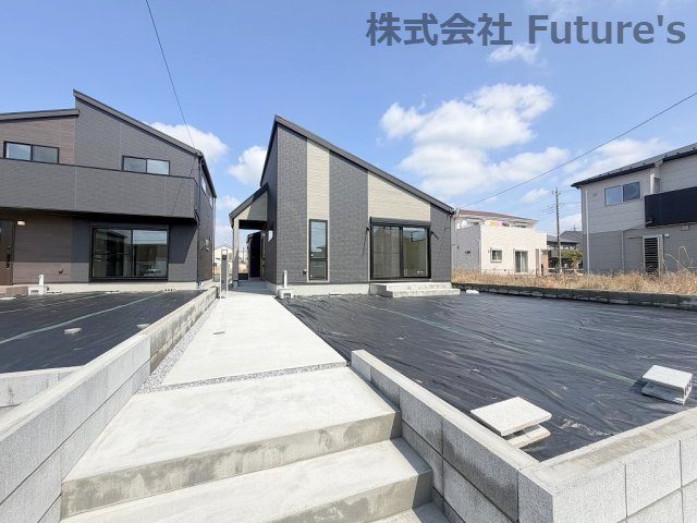 三郷市戸ケ崎　新築戸建　全2棟　2号棟の外観|TX「八潮」駅バス9分『戸ヶ崎十字路』停歩4分で駅へのアクセス良好◎