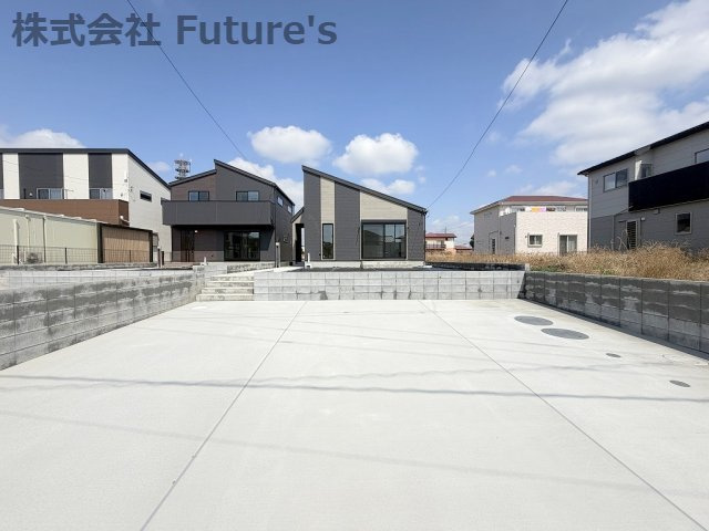 三郷市戸ケ崎　新築戸建　全2棟　2号棟の外観|ガーデニングやBBQ、お子さまの遊び場としても使える広いお庭付の新築平屋戸建