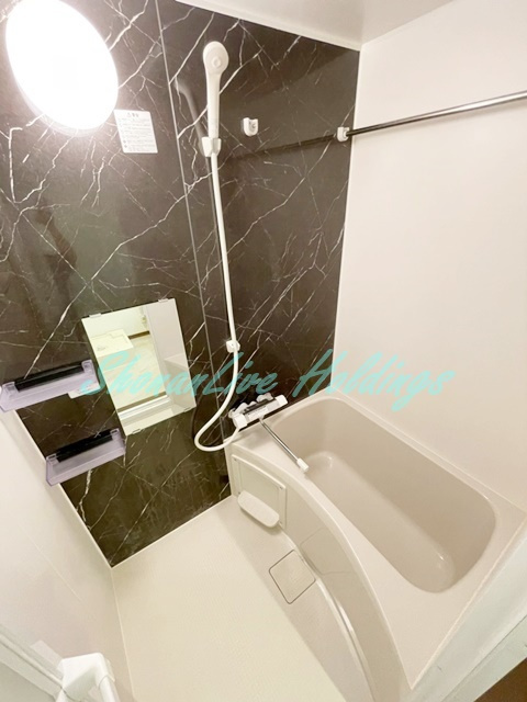 横浜市戸塚区吉田町のアパートの浴室|清潔感のある浴室♪