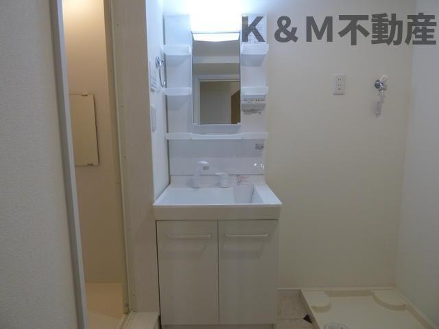 グリシーナ柏の洗面所|広い洗面スペース