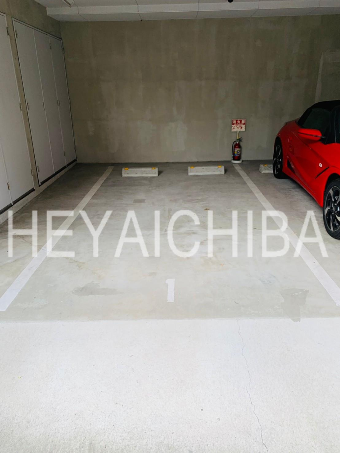 スカイコート押上壱番館の駐車場