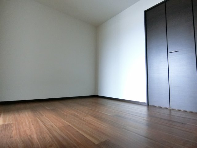 【洋室】 | 西辻マンション