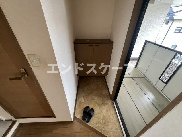 フローラハイツ　Ａの玄関|高崎、前橋のお部屋探しはエンドスケープまで！お客様の理想お聞かせ下さい♪