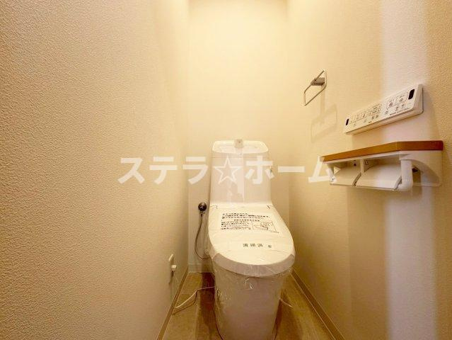 山田東1 中古戸建のトイレ|落ち着いたトイレです