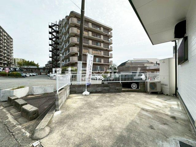 山田東1 中古戸建の駐車場|駐車場の用意があります