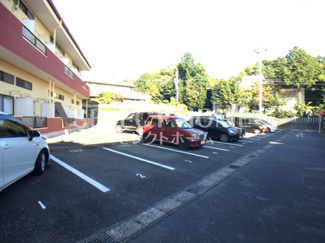 【駐車場】 | 駐車場に車を止められます