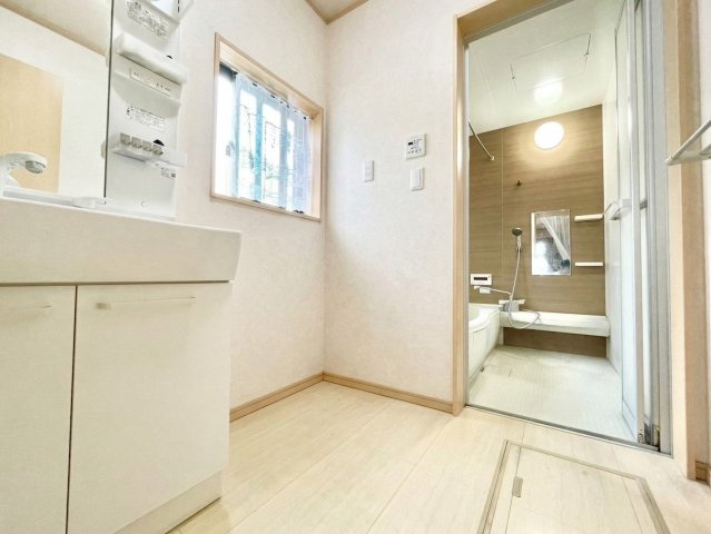 【独立洗面台】の画像