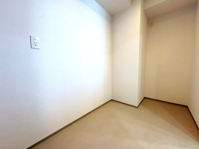 ３０階部分につき眺望良好◆ＪＲ「大津京」駅徒歩２分◆ペット飼育可◆ファーストタワー大津MARYのキッチン|パントリー