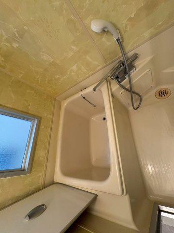 ユーロハイツ御殿山の浴室|落ち着いた空間のお風呂です