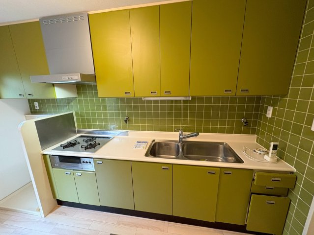 ユーロハイツ御殿山のキッチン|使いやすいキッチンです