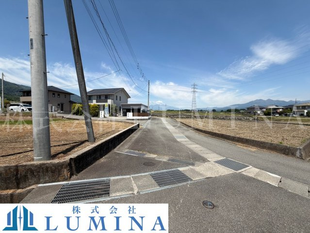 韮崎市旭町上條中割のその他