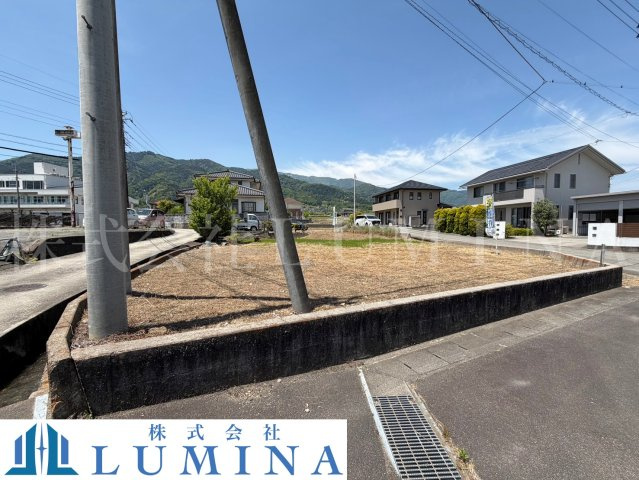 韮崎市旭町上條中割のその他
