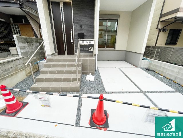 京都市北区紫竹西北町　第2期　新築一戸建ての駐車場|駐車スペース！散水栓があるので、こまめに愛車を洗えます！