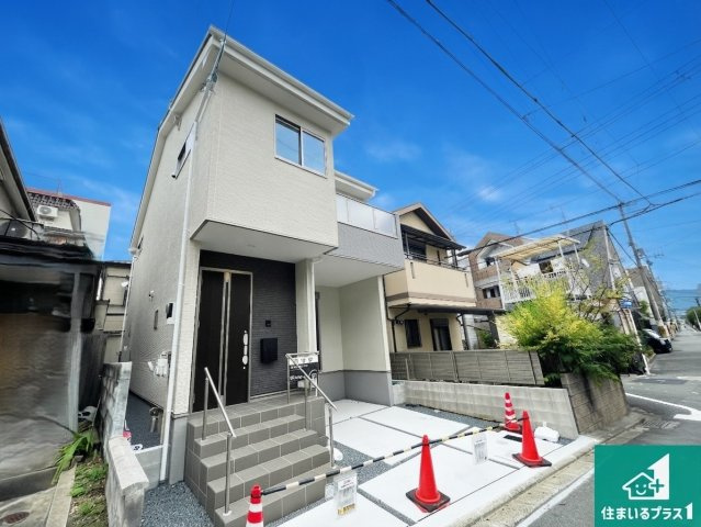 京都市北区紫竹西北町　第2期　新築一戸建ての前面道路含む現地写真|前面道路は車の通りも少なくて安心です。