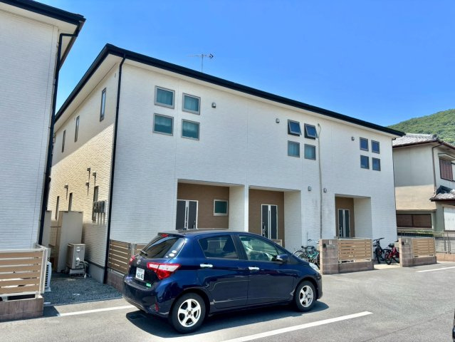ロタス青山の外観