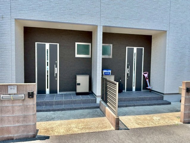 ロタス青山の外観