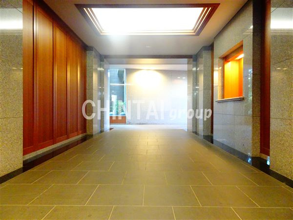 アボリアスコート笹塚イーストのロビー