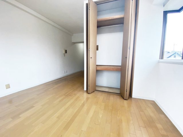 ジャルダン宝塚弐番館の収納