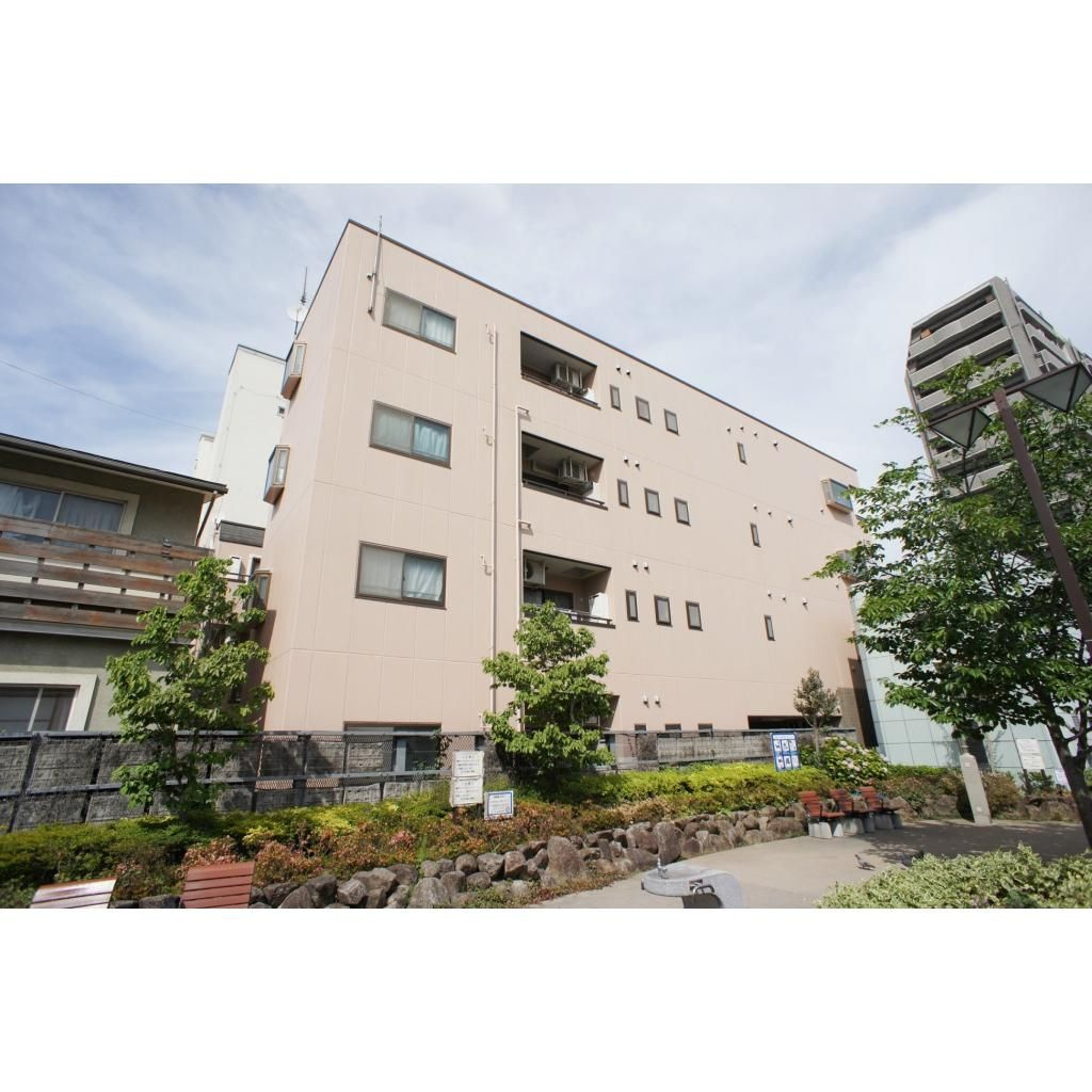 カースル三ノ輪　Ａ棟の外観