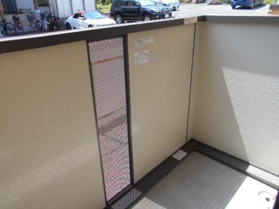 【バルコニー】 | モナリエ カワムラ | バルコニー