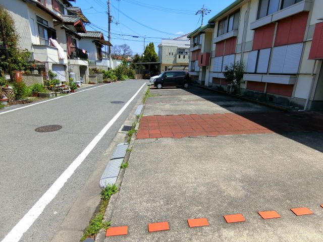 アーバンハイツ錦の駐車場