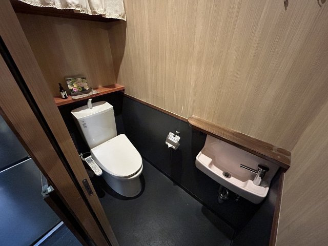 西亀有店舗のトイレ