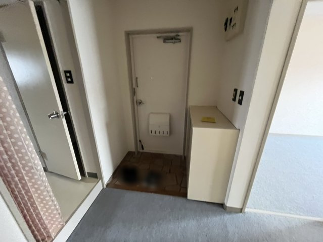 江戸川台ハイツB棟の玄関|玄関