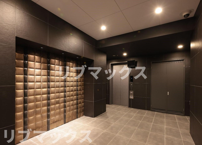 【ロビー】ＬＵＭＩＥＣＯＨＹＡＭＡ