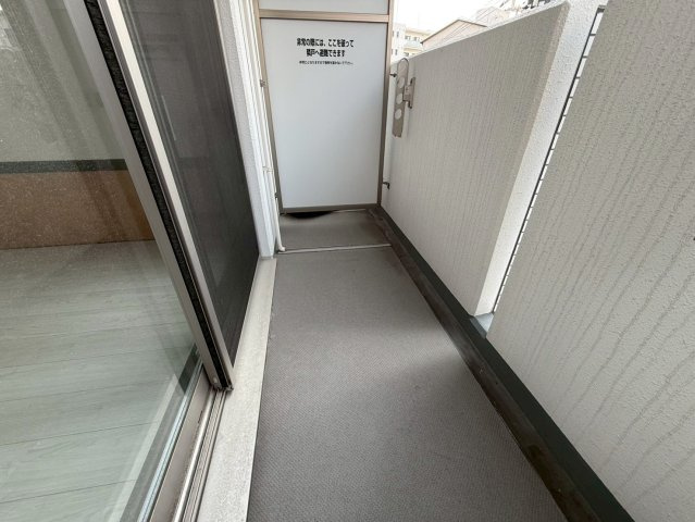 フォーリアライズ難波南ファーロのバルコニー