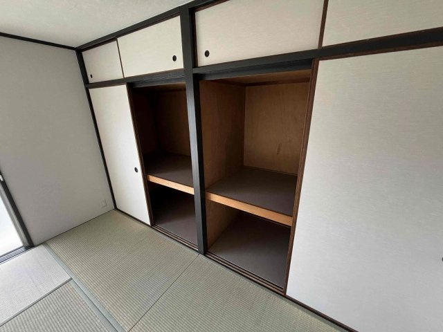 ひよどり台7団地33号棟の収納