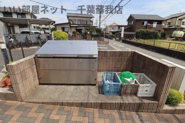 グランメルⅡのその他共用部分|ゴミストッカー