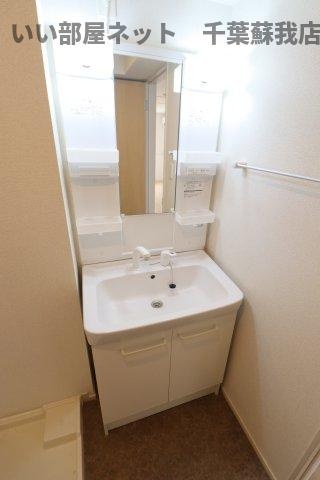 グランメルⅡの洗面所|朝の準備に活躍する、洗髪洗面化粧台！