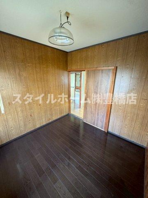 【居間・リビング】 | 中岩田1丁目貸家