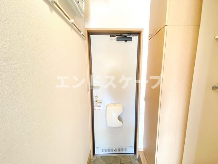 ローレルコート　Ⅲの玄関|高崎、前橋、伊勢崎エリアのお部屋探しはエンドスケープまで！お客様の理想お聞かせ下さい♪