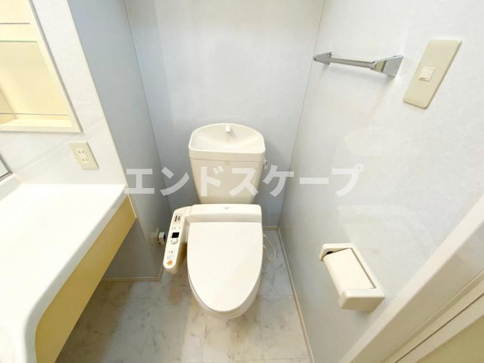 ローレルコート　Ⅲのトイレ|高崎、前橋、伊勢崎エリアのお部屋探しはエンドスケープまで！お客様の理想お聞かせ下さい♪