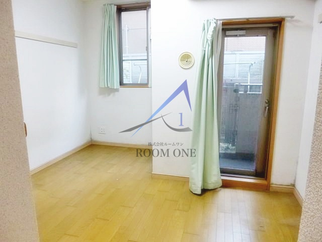プライマリー桜新町のキッチン|洋室のお部屋です。