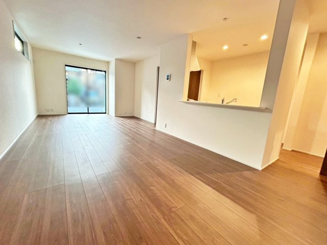 新築戸建　リーブルガーデン曽我部町南条宮田筋の居間・リビング|現地写真