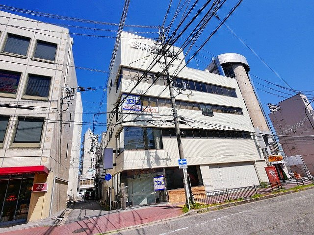 啓林堂ビル（大宮町）の外観