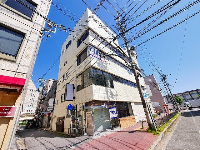 啓林堂ビル（大宮町）の外観