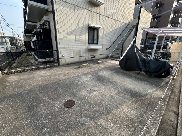 ディアス六甲の駐車場