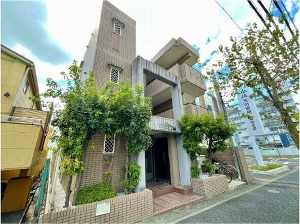 イストワール植田の外観