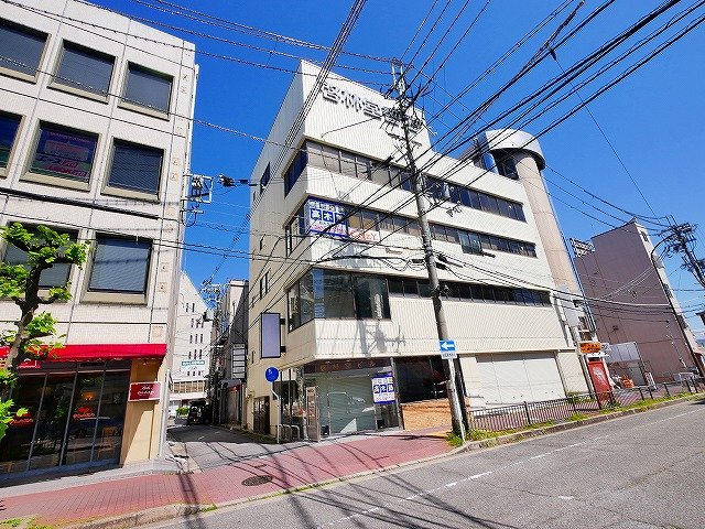 啓林堂ビル（大宮町）