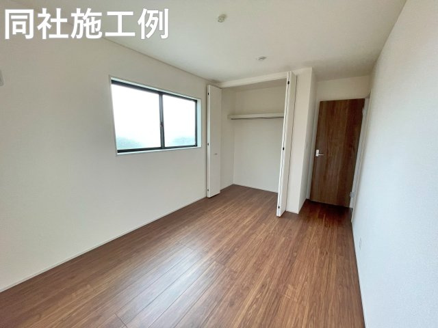 新築戸建　リーブルガーデン曽我部町南条宮田筋の洋室|同社施工例