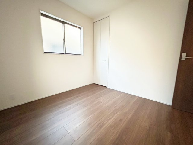 新築戸建　リーブルガーデン曽我部町南条宮田筋の洋室|現地写真
